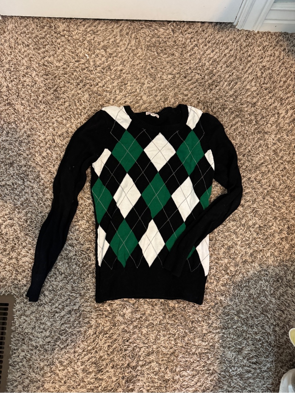 Merona Black, Green & White Argyle Crewneck Sweater